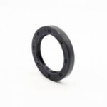 Shaft seal for 10mm shaft - 10247 Top quality shaft seal seal with lip and spring.
